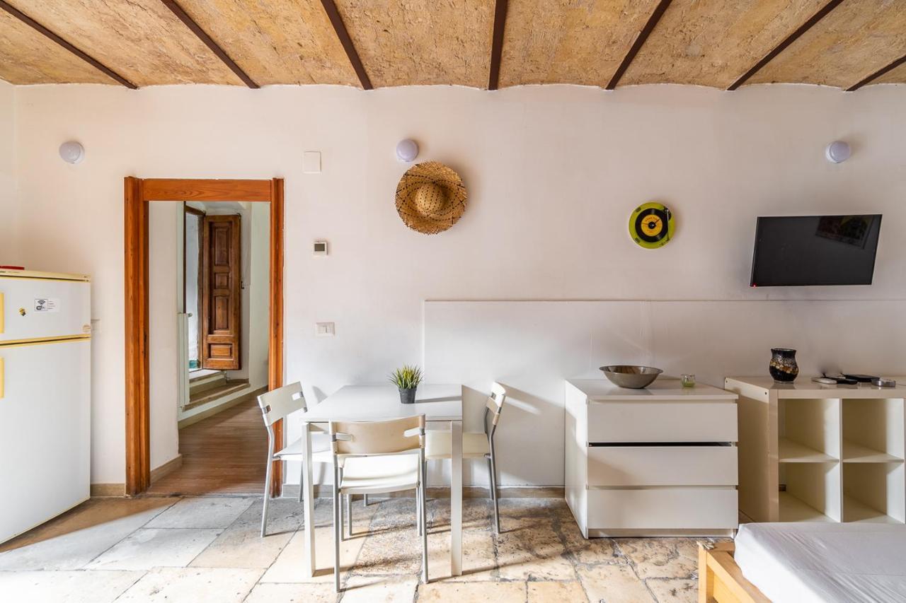 Quintino Apartment Bari Luaran gambar
